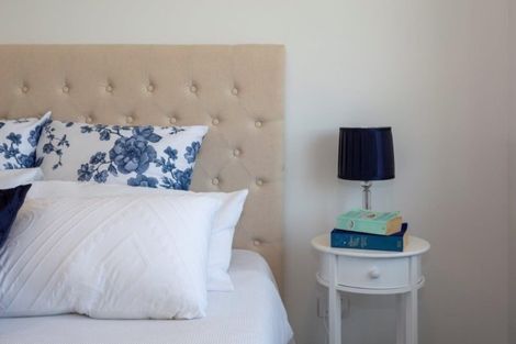 Photo of property in 34 Karoro Road, One Tree Point, 0118