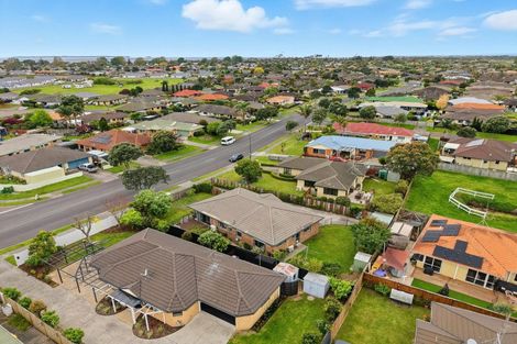 Photo of property in 680 Gloucester Road, Papamoa Beach, Papamoa, 3118