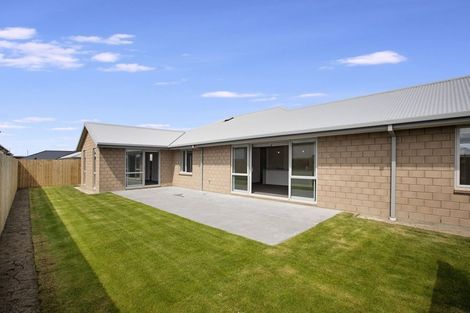 Photo of property in 13 Loch Tanna Way, Broomfield, Christchurch, 8042
