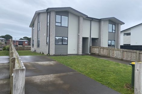 Photo of property in 11 Discovery Place, Marfell, New Plymouth, 4310