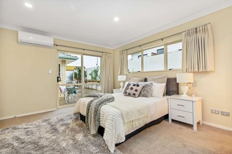 Photo of property in 10 West Street, Papakura, 2110