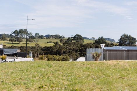 Photo of property in 3 Omahina Street, Raglan, 3225