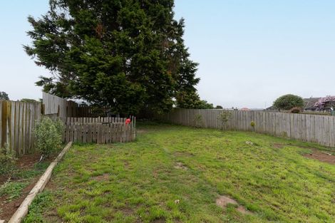 Photo of property in 12 Mexted Crescent, Ranui, Porirua, 5024