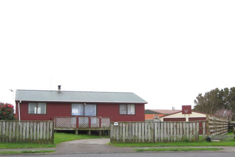 Photo of property in 1 Tauranga Place, Waitara, 4320