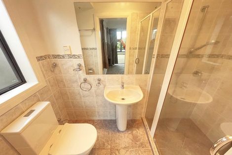 Photo of property in 2 Genesis Place, Flat Bush, Auckland, 2019