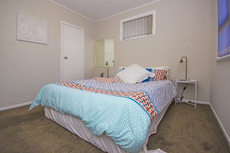 Photo of property in 13 Jenkins Place, Manurewa East, Auckland, 2102