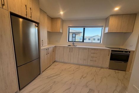 Photo of property in 9/180 Marine Parade, New Brighton, Christchurch, 8083