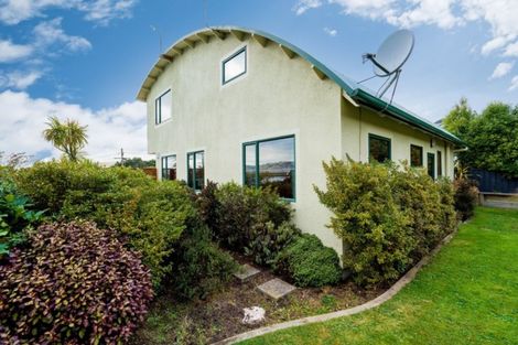 Photo of property in 48 Oxley Crescent, Broad Bay, Dunedin, 9014