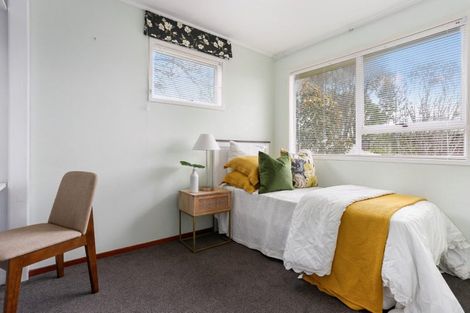 Photo of property in 56 Mirrabooka Avenue, Botany Downs, Auckland, 2010