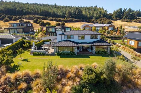 Photo of property in 5 Clearview Street, Wanaka, 9305