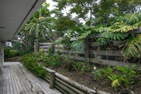 Photo of property in 23 Goffe Drive, Haruru, 0204