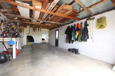 Photo of property in 137 Bay Road, Grasmere, Invercargill, 9810