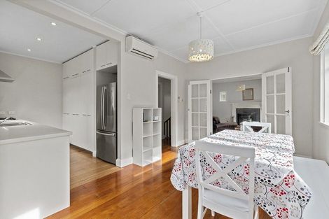 Photo of property in 70 Nottingham Street, Karori, Wellington, 6012