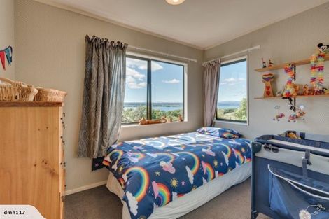 Photo of property in 117 Wakeman Road, Acacia Bay, Taupo, 3330