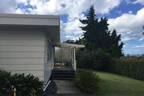 Photo of property in 49 Matipo Road, Mairangi Bay, Auckland, 0630