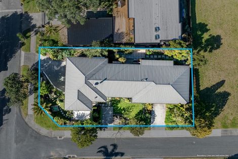 Photo of property in 1 Moana Terrace, Snells Beach, 0920