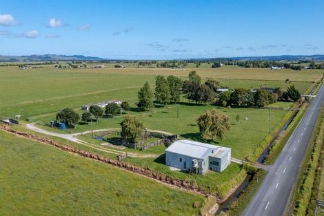 Photo of property in 76 Robertson Road, Ruawai, 0591