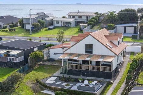 Photo of property in 196 Pukehina Parade, Pukehina, Te Puke, 3189