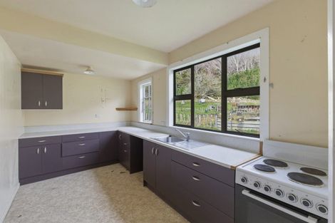 Photo of property in 921 Ongo Road, Hunterville, 4782