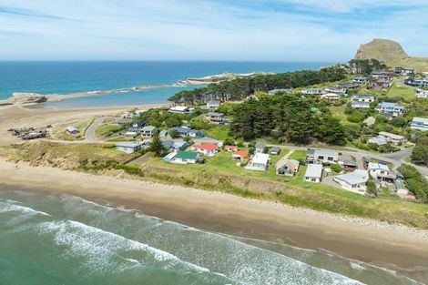 Photo of property in 119 Jetty Road, Castlepoint, Tinui, 5889