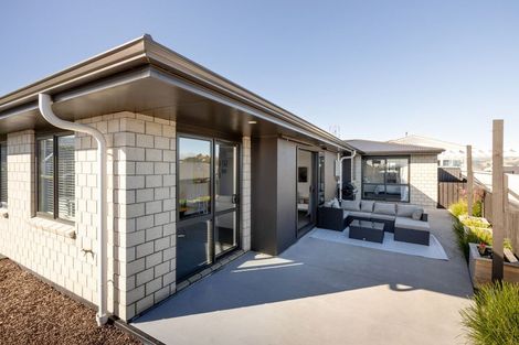 Photo of property in 14 Ridge Drive, Omokoroa, 3114