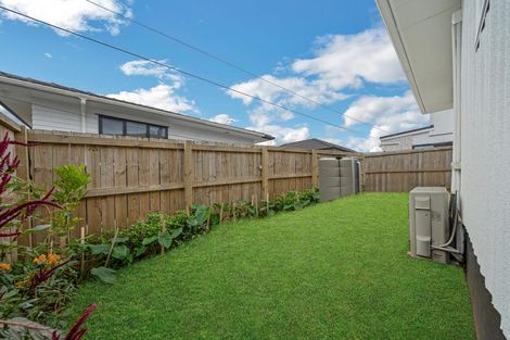 Photo of property in 25b Flat Bush Road, Otara, Auckland, 2023