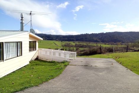 Photo of property in 25 Whiteman Road, Kawakawa, 0210