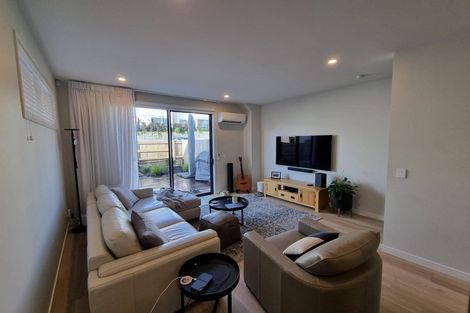 Photo of property in 87 Tarapuka Road, Westgate, Auckland, 0814