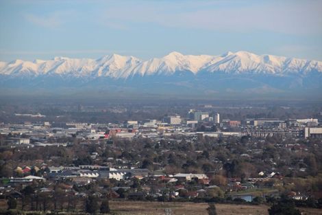 Photo of property in 104 Cannon Hill Crescent, Mount Pleasant, Christchurch, 8081