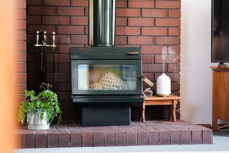 Photo of property in 42 Domain Road, Otaki, 5512