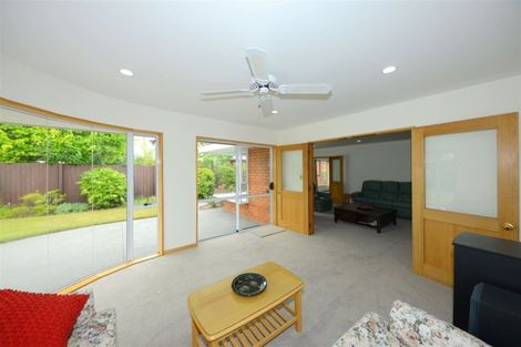 Photo of property in 3 Althorp Place Avonhead Christchurch City