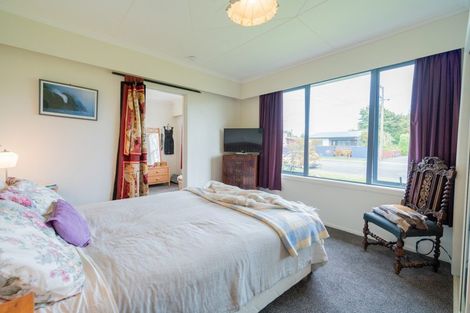 Photo of property in 32 Pompolona Street, Te Anau, 9600