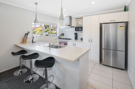 Photo of property in 5 Saint Vincent Terrace, Grenada Village, Wellington, 6037