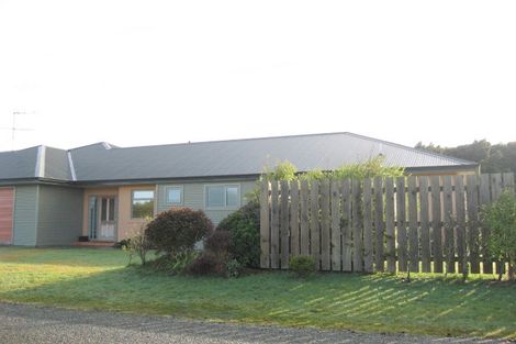 Photo of property in 25 Raeburn Avenue, Otatara, Invercargill, 9879