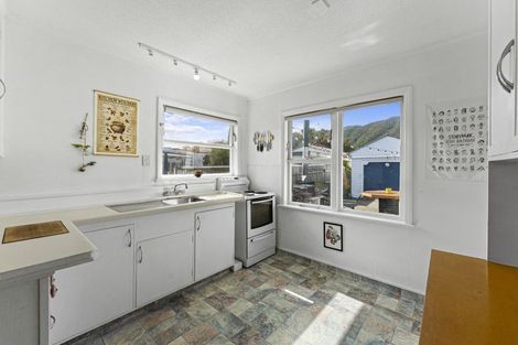 Photo of property in 96 Frederick Street, Wainuiomata, Lower Hutt, 5014