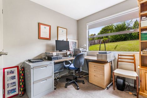 Photo of property in 1 Gavinike Place, Waimauku, 0812