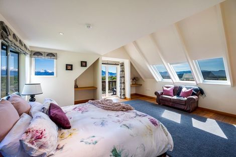 Photo of property in 56 Oak Lane, Wanaka, 9305