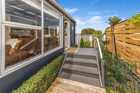 Photo of property in 5 Toi Street, Tawhero, Whanganui, 4501