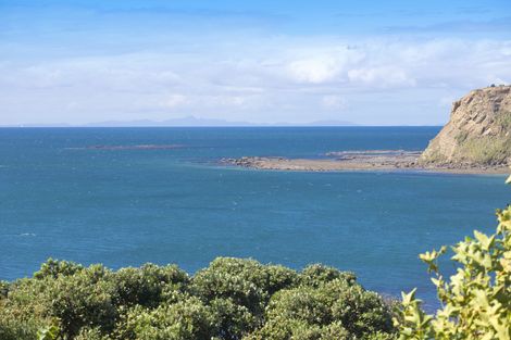 Photo of property in 150 Pacific Parade, Army Bay, Whangaparaoa, 0930