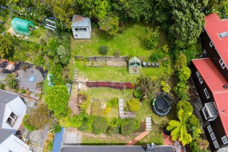 Photo of property in 18 Chisbury Lane, Churton Park, Wellington, 6037