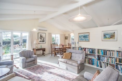 Photo of property in 244a Te Moana Road, Waikanae, 5036