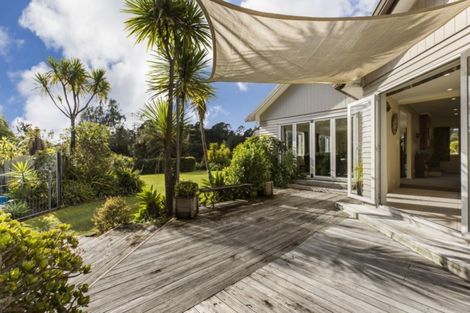 Photo of property in 1172 East Coast Road, Redvale, Albany, 0794