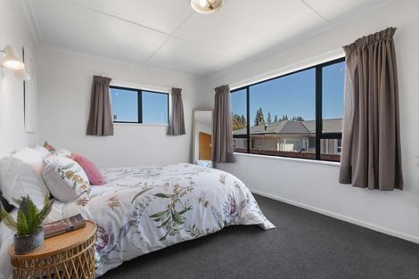 Photo of property in 11 Iles Road, Lynmore, Rotorua, 3010