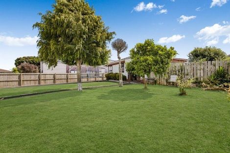 Photo of property in 3 Poutini Place, Manurewa, Auckland, 2102