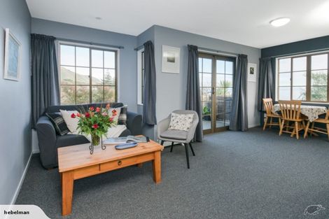 Photo of property in 18 Beach Road, Paekakariki, 5034