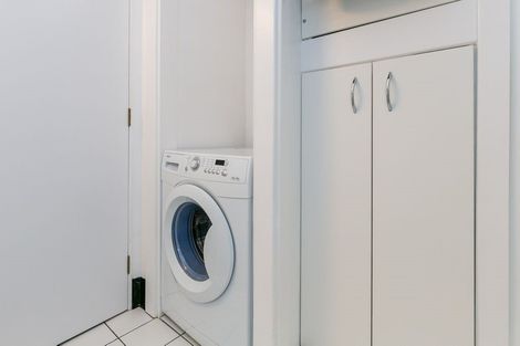 Photo of property in Parkland Flats, 7/51 Adams Terrace, Kelburn, Wellington, 6021