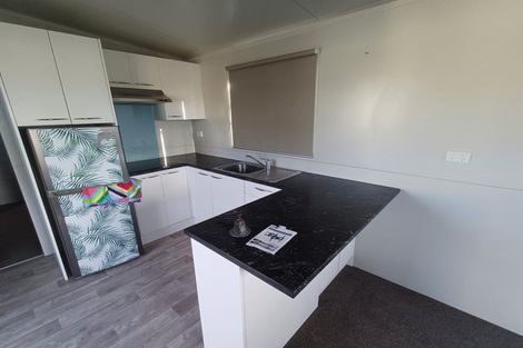 Photo of property in 28 Russell Road, Fairy Springs, Rotorua, 3015