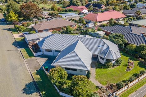 Photo of property in 77 Murray Street, Temuka, 7920