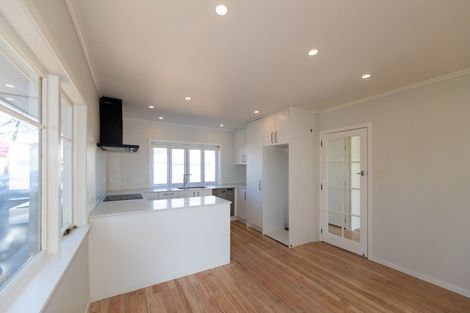 Photo of property in 9b Lawrence Street, Otane, 4202