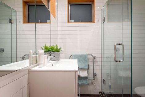 Photo of property in 12a Saltaire Street, Avondale, Auckland, 1026